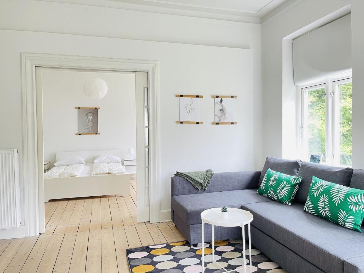 Aday - City Central Mansion - 1 Bedroom Apartment With Garden Ольборг Экстерьер фото
